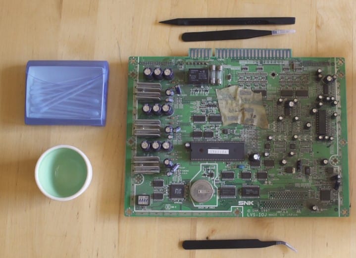 How to Clean A Circuit Board of Corrosion